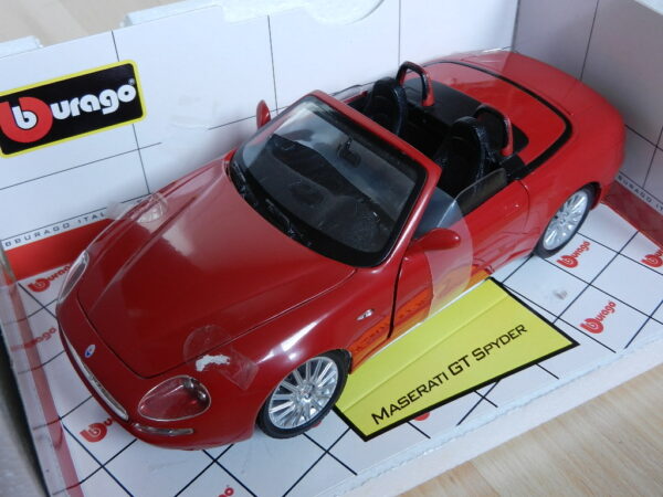 B burago Maserati GT Spyder rouge 1/18 – Image 2