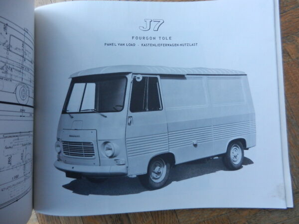 livre La Production Peugeot 1966 – Image 4