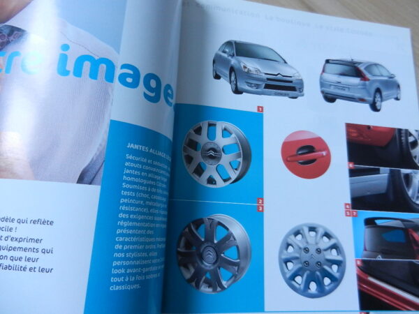 Catalogue Citroën C4 Accessoires 2007 – Image 2