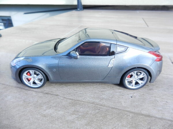 Ottomobile OT465 Nissan 370Z 1/18 – Image 9