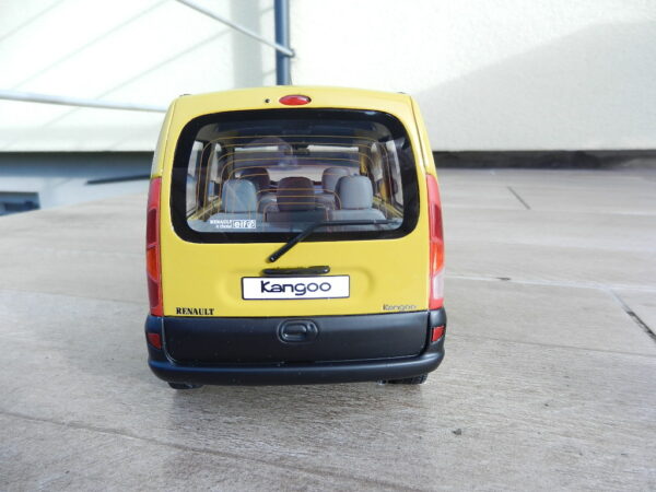 Ottomobile OT474 Renault Kangoo RT 1/18 – Image 8