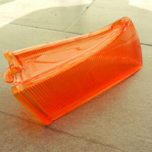 Peugeot 404 break cabochon clignotant arrière neuf