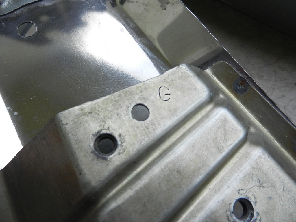 Citroën CX série GTI Prestige coin gauche de pare chocs neuf – Image 4