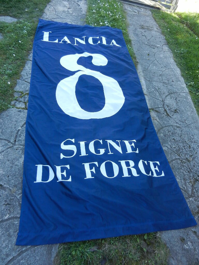 Lancia Delta Drapeau Signe de Force – Image 2