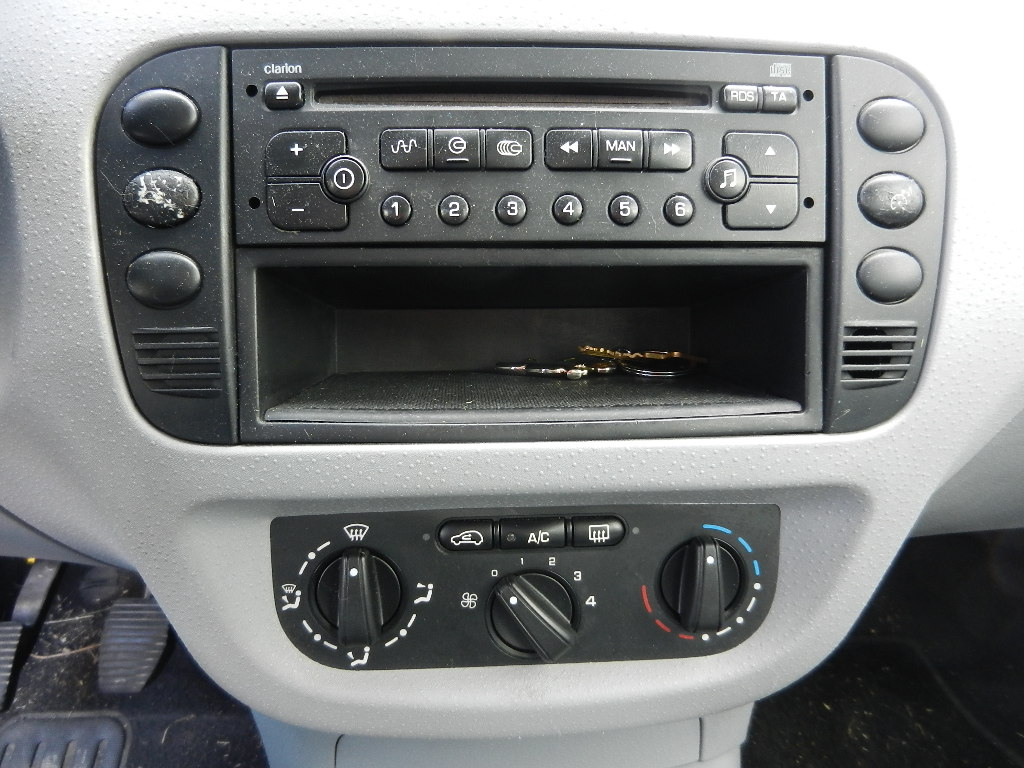 Citroën C3 TIC TAC 1.4 HDI 70 cv 2006 – Image 15