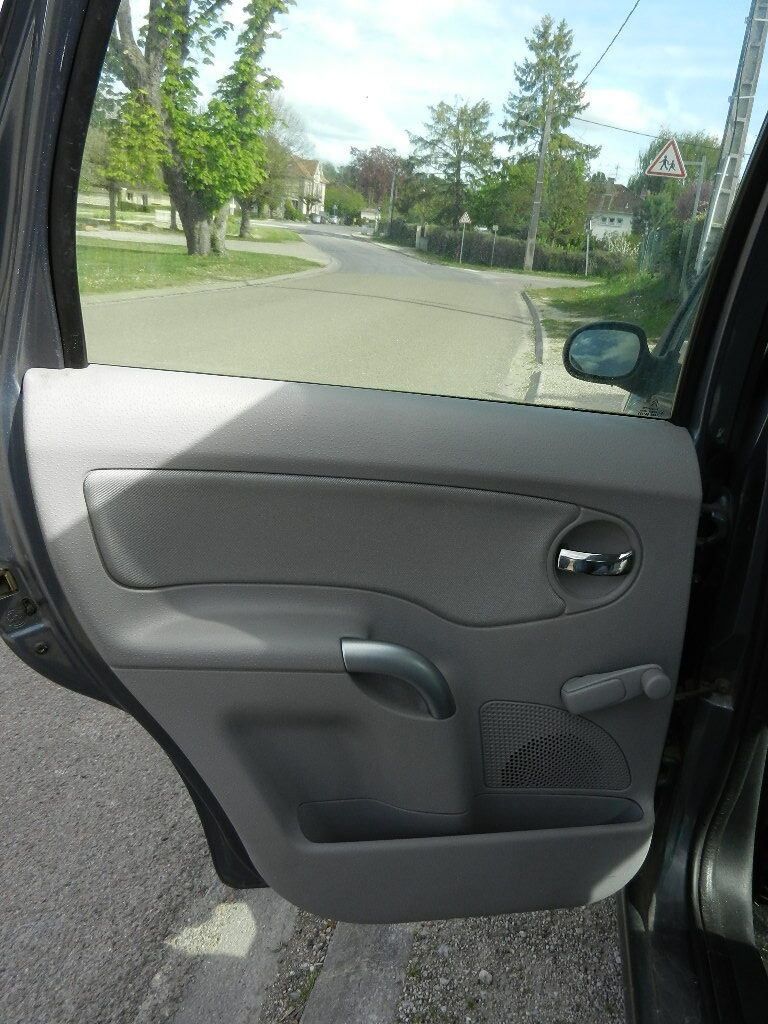 Citroën C3 TIC TAC 1.4 HDI 70 cv 2006 – Image 13