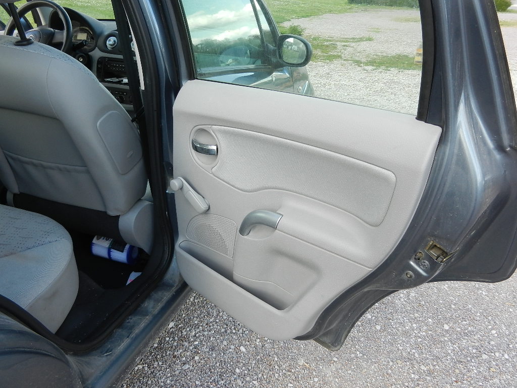 Citroën C3 TIC TAC 1.4 HDI 70 cv 2006 – Image 8